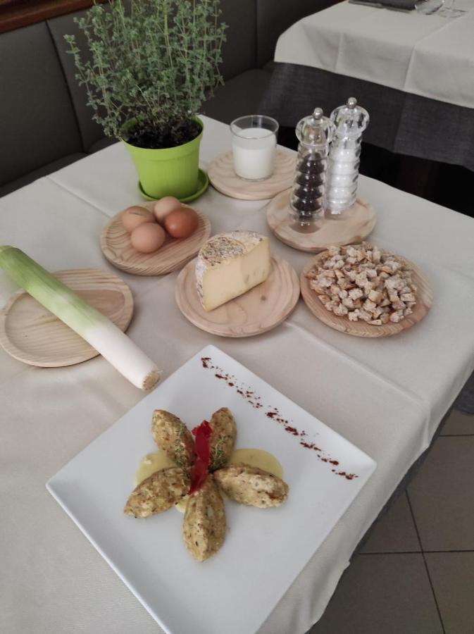 Girasole Grazioli 47 Bed & Breakfast Trento Bagian luar foto